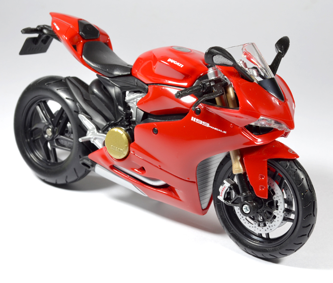 Ducati 1199 Panigale Red Motorcycle 1/12 by Maisto 11108 by Maisto 