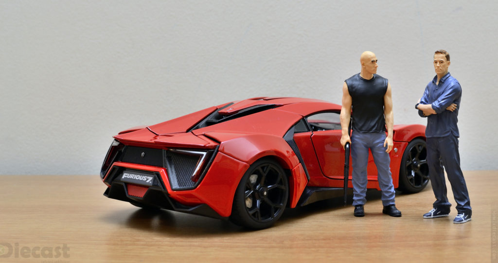 Brian Dom Fast and Furious Figurine  with Lykan Hypersport
