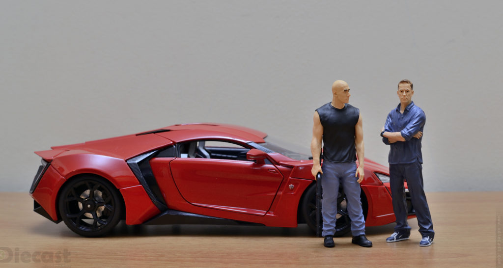 Brian Dom Fast and Furious Figurine  with Lykan Hypersport