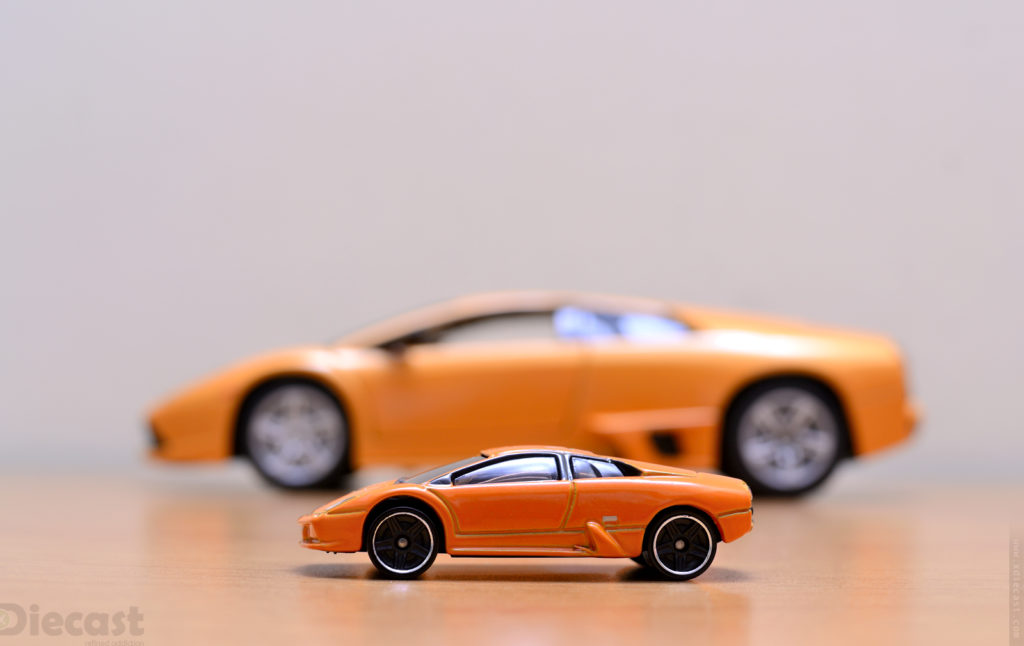 Toy Photography Scale Wars - Lamborghini Murcielago