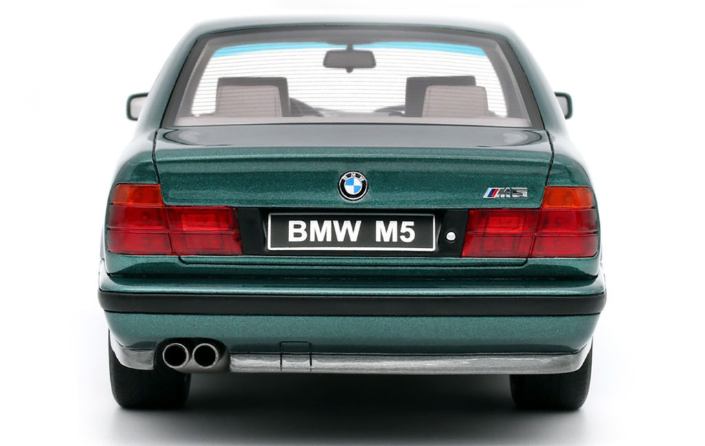OttOmobile 1:18 BMW M5 E34 Cecotto - Rear