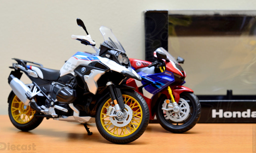 Maisto 1:12 2021 Honda CBR 1000RR Fireblade SP and 2019 BMW R1250GS - Unboxed