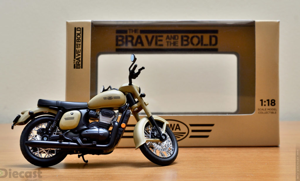 Maisto 1:18 Jawa The Brave and The Bold - Unboxed