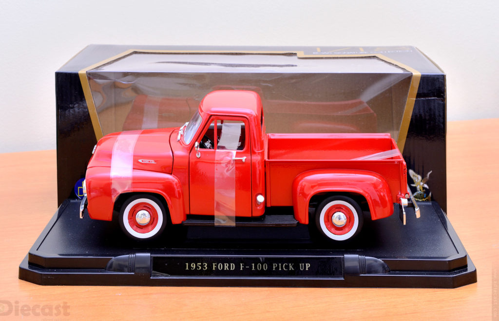 Road Signature Collectible - Ford F100 - Unboxing