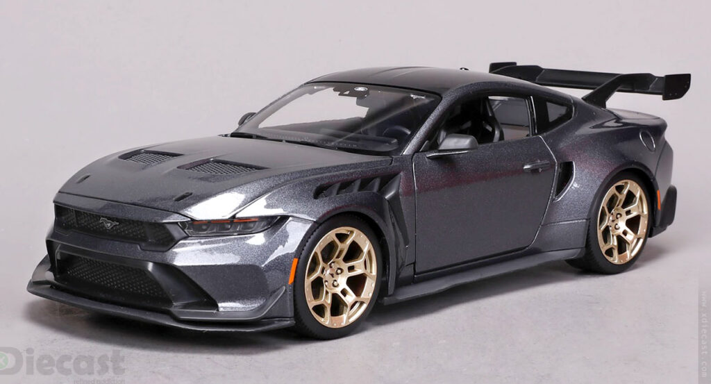 Maisto 1:18 Ford Mustang GTD - Front