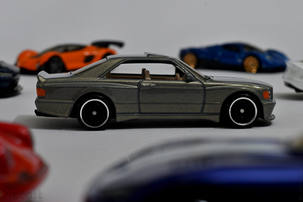 Hotwheels Top 10 2025 - 89 Mercedes Benz 560 SEC AMG