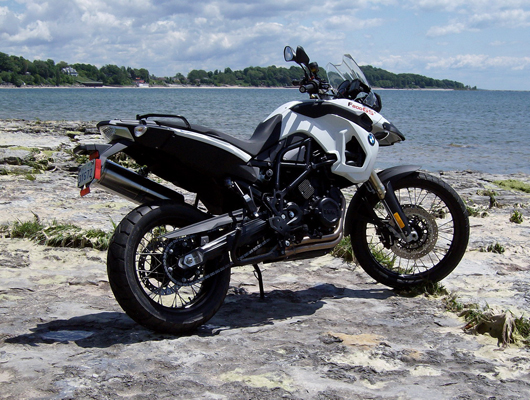 BMW F800GS Announced by AUTOart in 1:10 scale