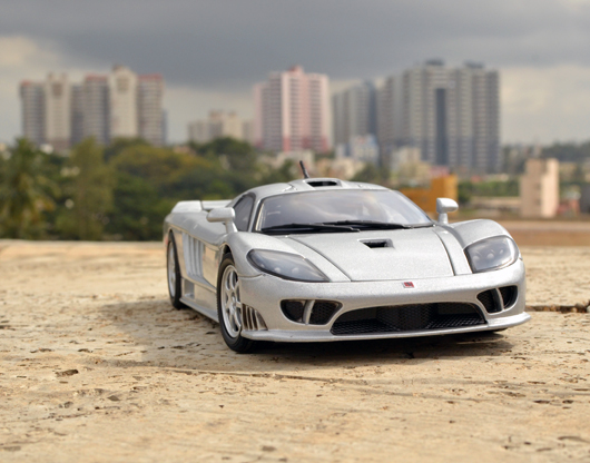 Saleen S7 (2004) – MotorMax