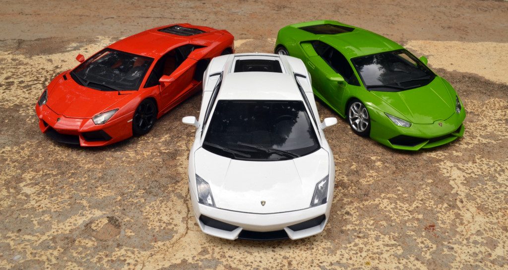 Independence Day Theme Photoshoot with Three Lamborghinis