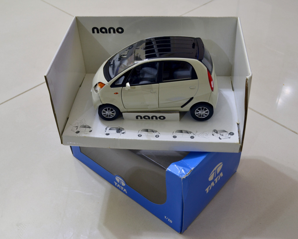 Norev 1:18 TATA Nano – Unboxed
