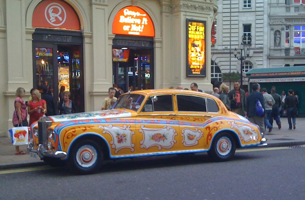 Paragon releases 1:18 John Lennon’s Psychedelic Rolls-Royce