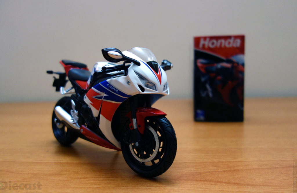 NewRay 1:12 Honda CBR1000RR Fireblade 2016 – Unboxed