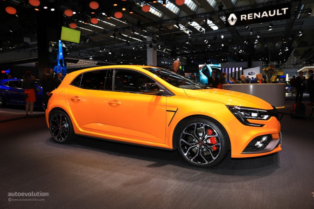Otto Mobile to Release 1:18 Renault Megane RS 2017 Soon in Yellow