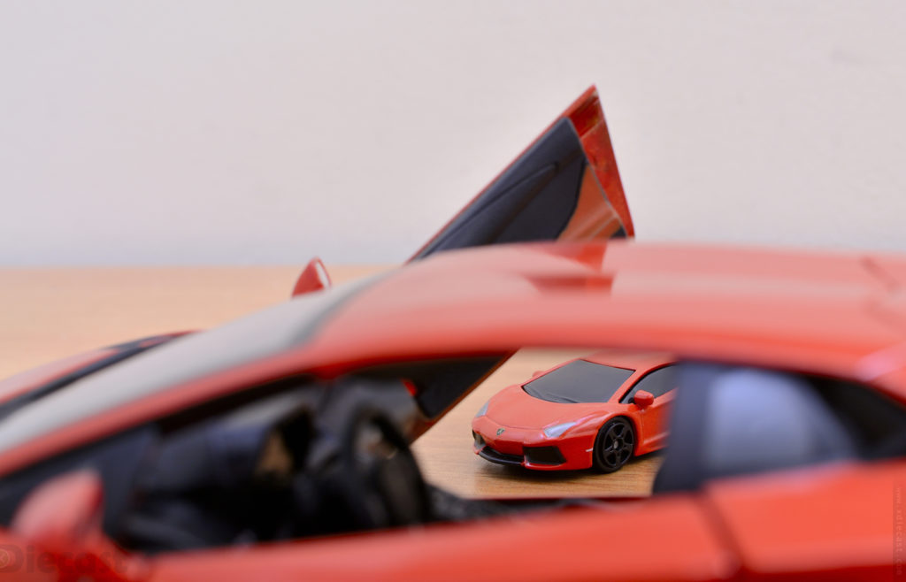 Weekend Diecast Car Photography – Scale War