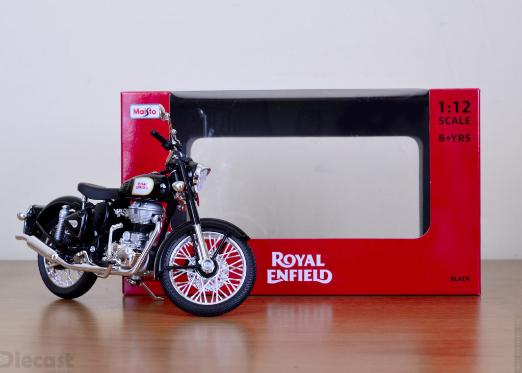 Maisto 1:12 scale Royal Enfield Classic 500 in Black – Unboxed